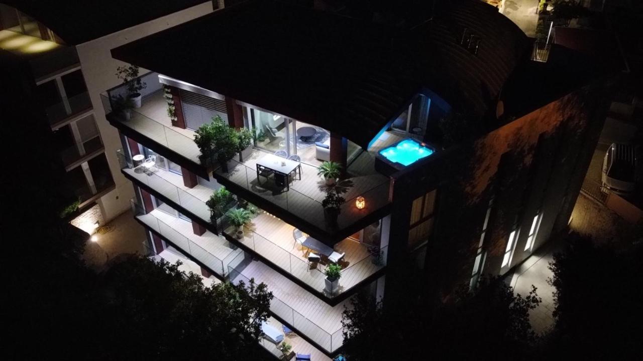 The Q Superior - A Penthouse With Jacuzzi And Sauna Appartement