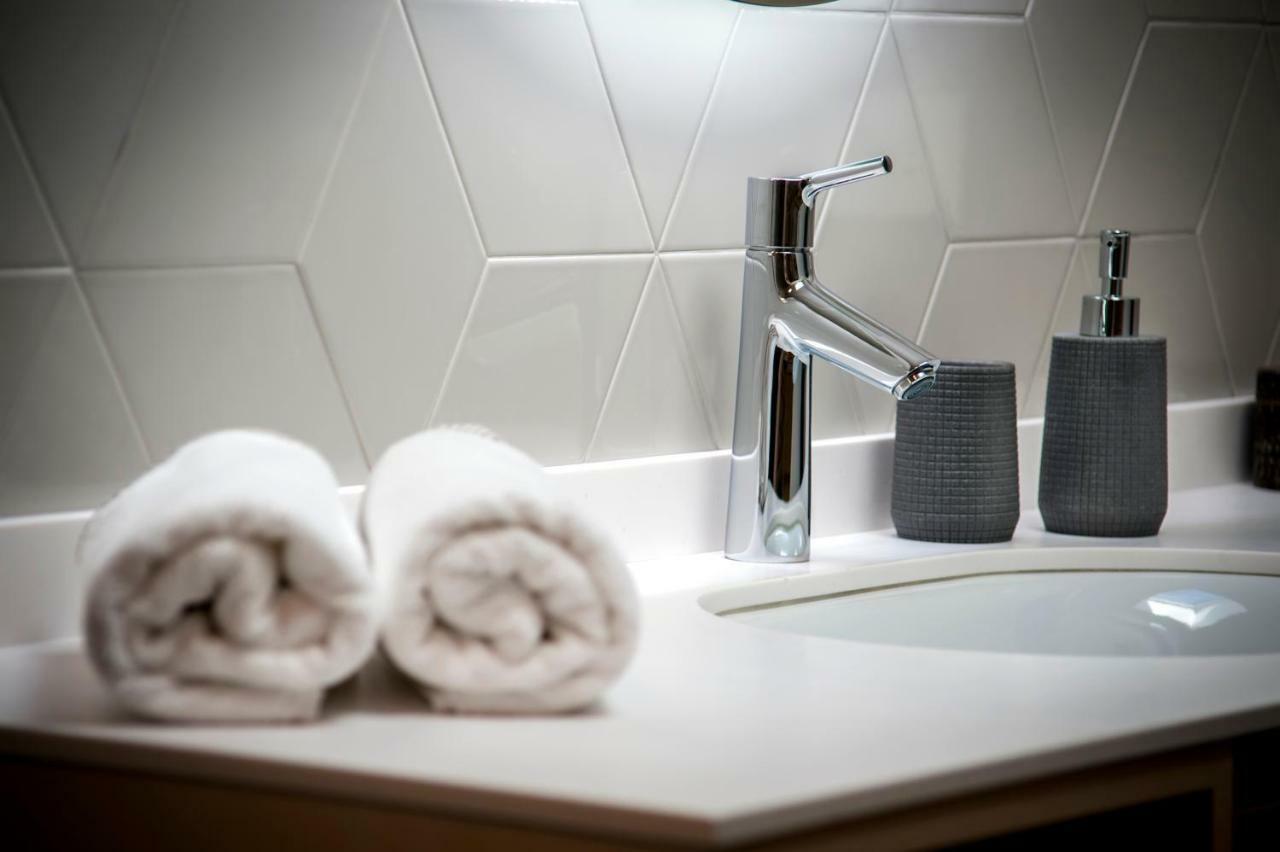 The Q Superior - A Penthouse With Jacuzzi And Sauna Appartement Rovinj