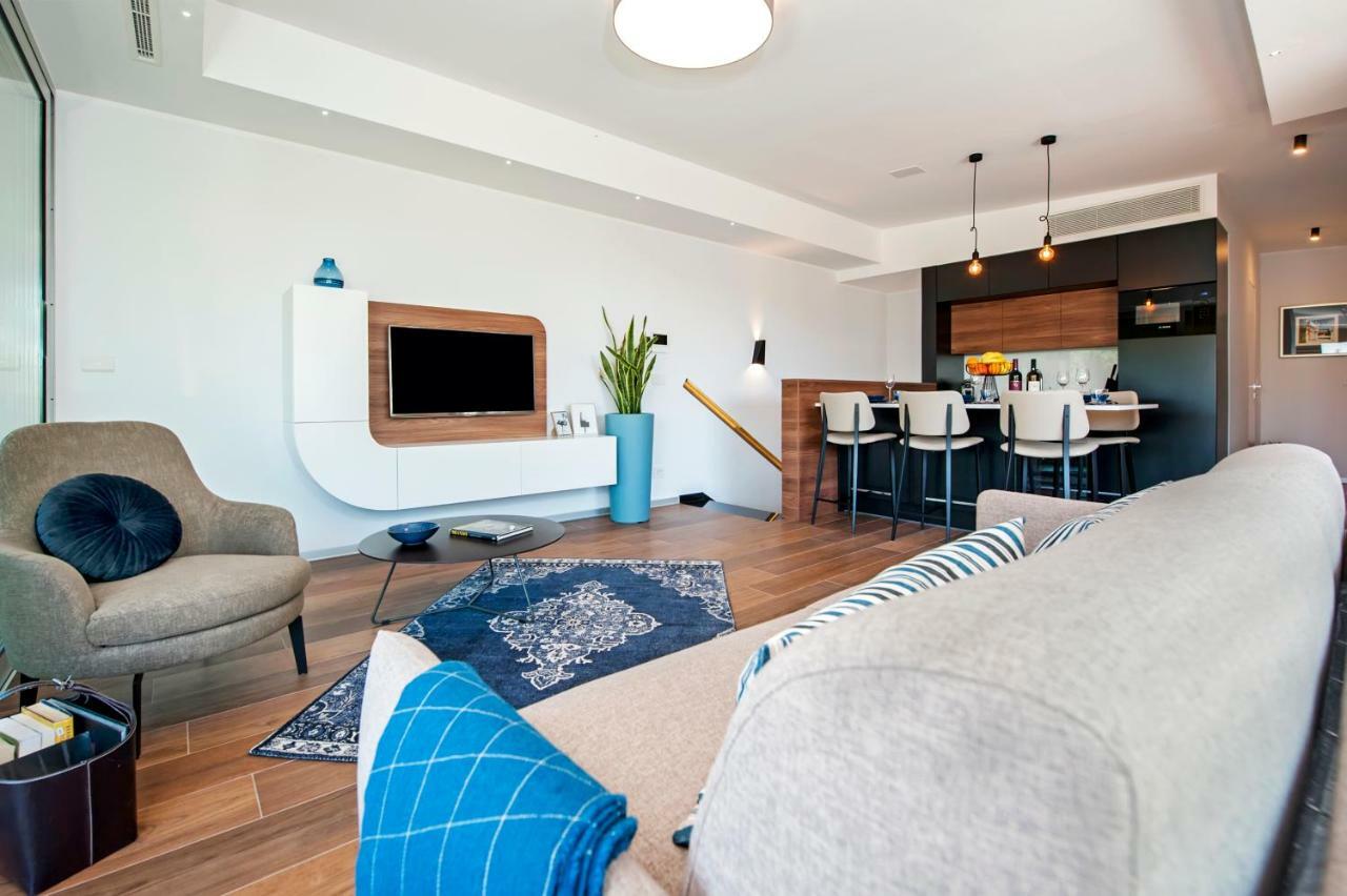 The Q Superior - A Penthouse With Jacuzzi And Sauna Appartement Rovinj